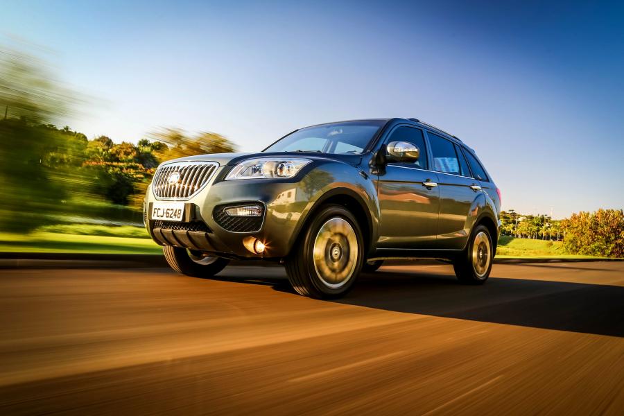  Lifan X60 2015 года  (BR) (фото 12 из 19)